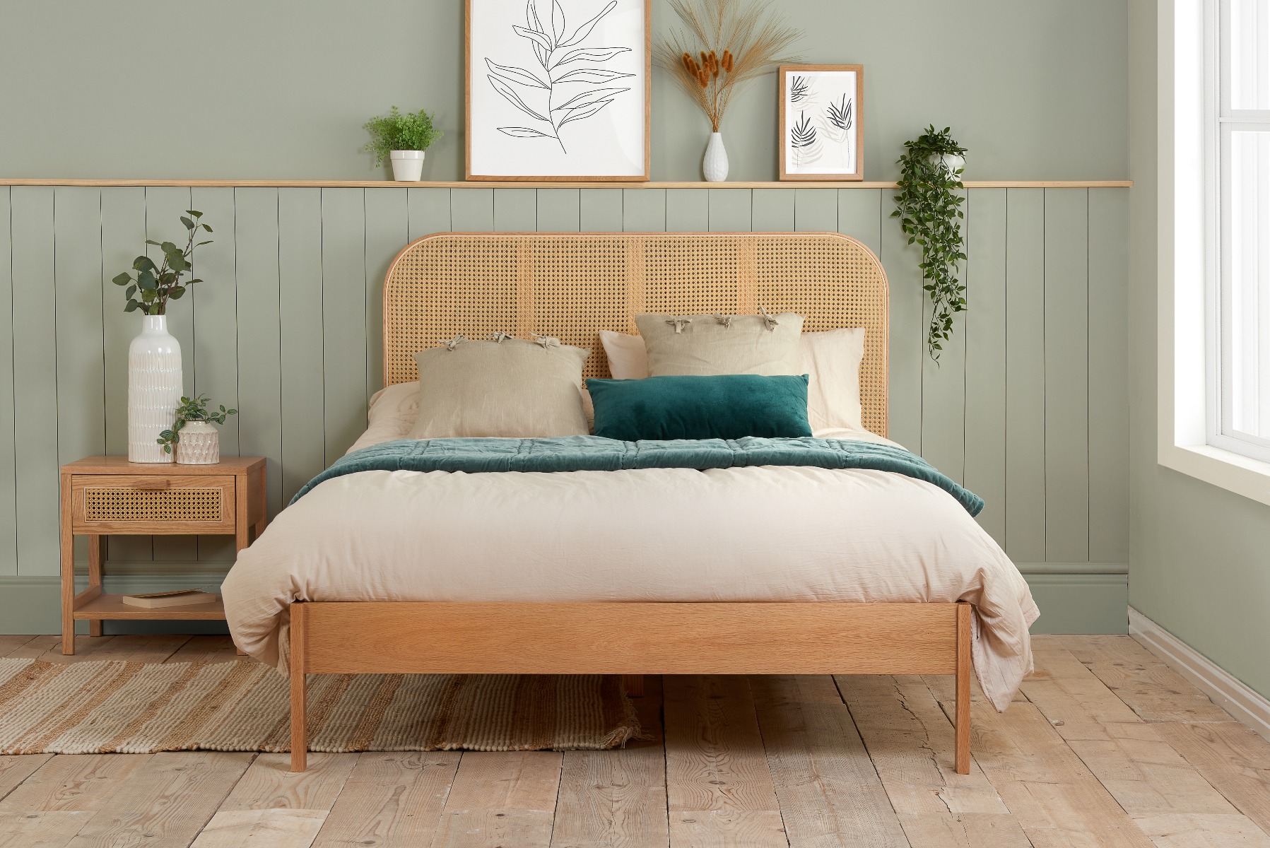 Rattan Curved Headboard Styled Solid Slats Brown Bed - Standard Double 4ft6