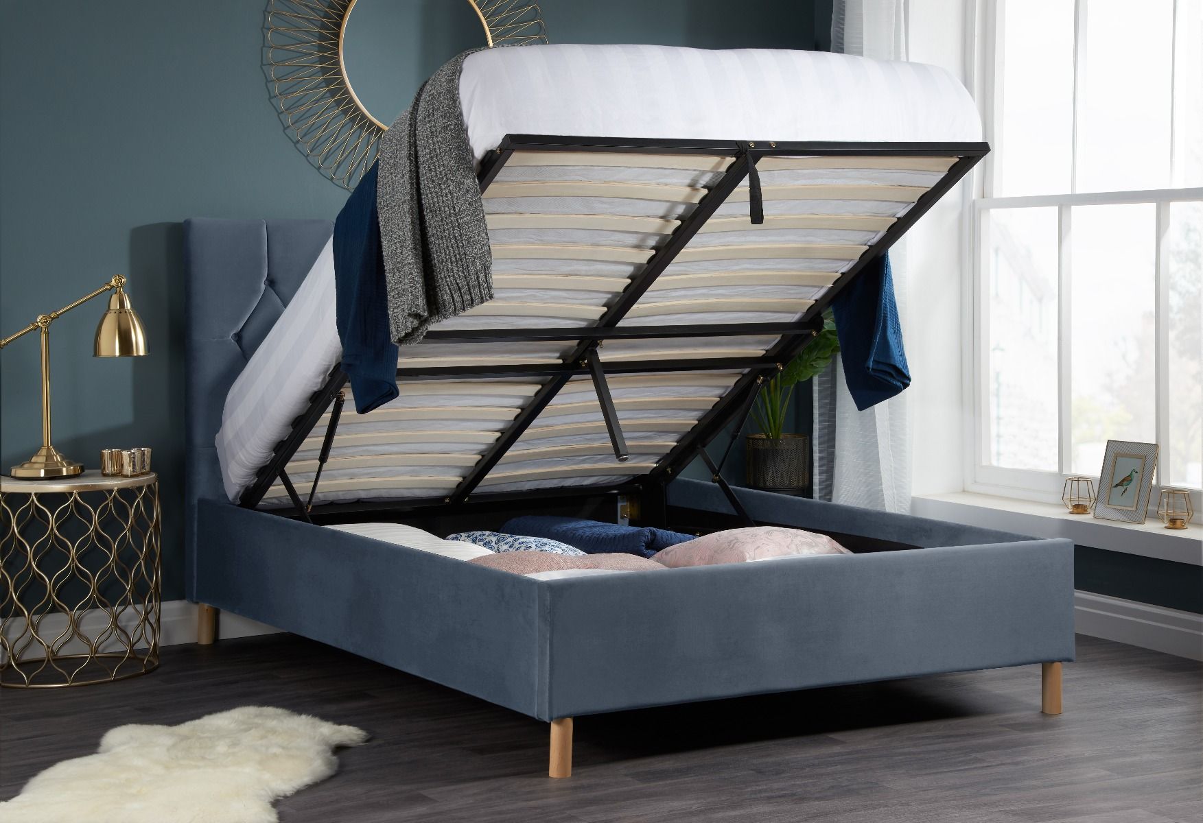 Stylish Loxley Ottoman Storage Grey Fabric Bed - Small Double 4ft