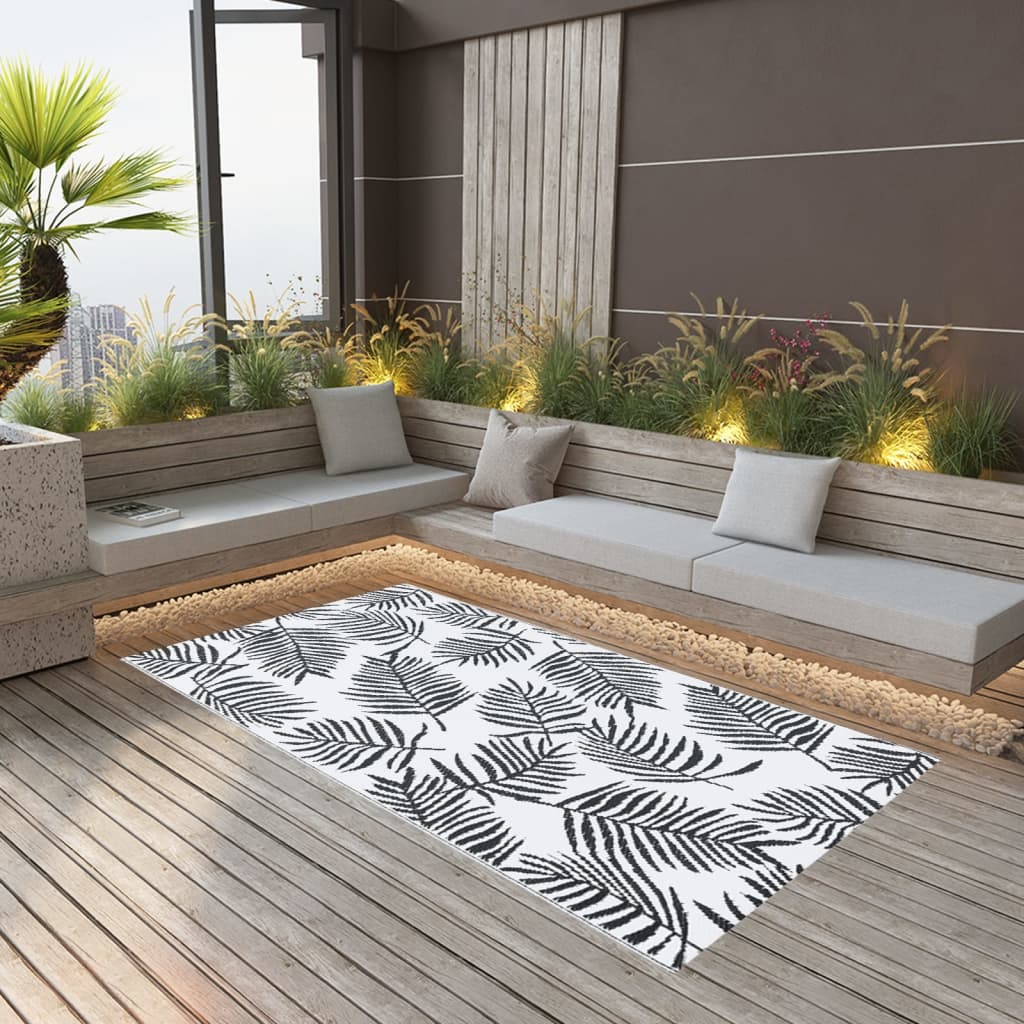 Outdoor Carpet White and Black 120x180 cm PP