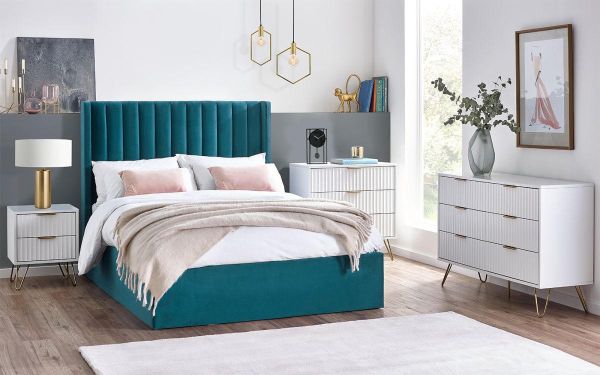 MORDEN White Chest of Drawers - Medium-sized, 3 Drawers