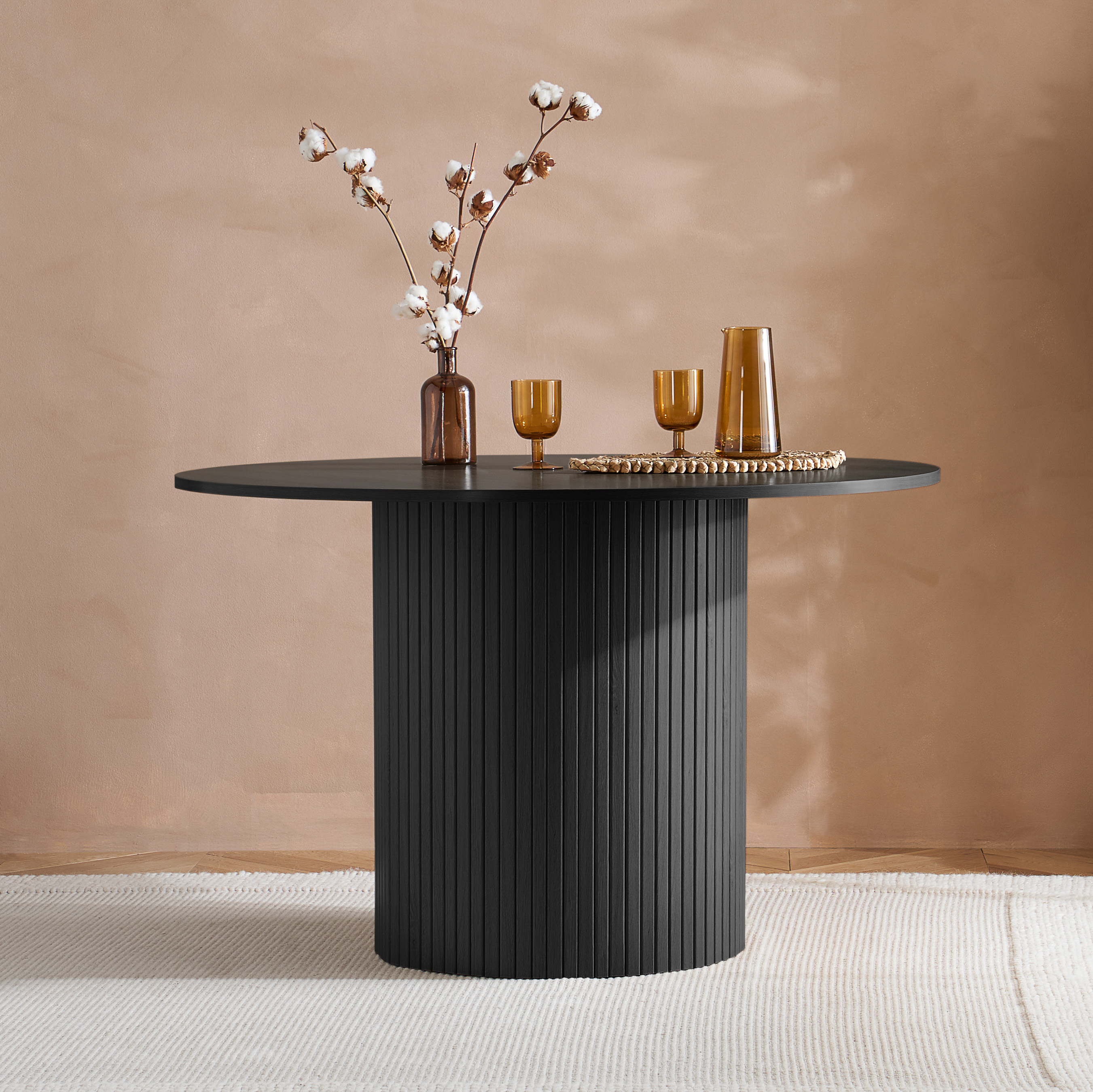 AUREN Fluted Round Dining Table - Black