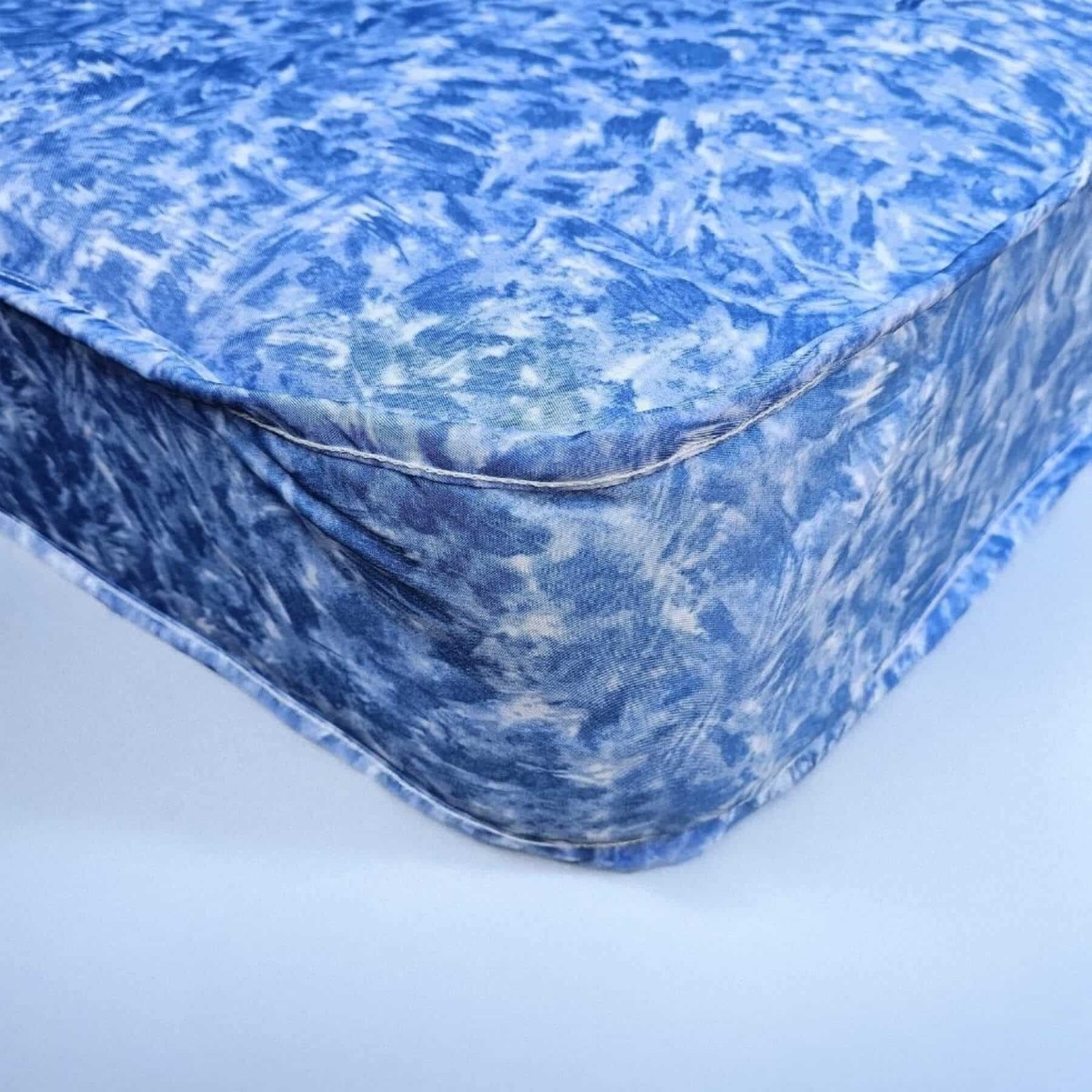 Isles Aqua Comfort UPVC Waterproof Open Coil Spring Mattress - 4ft Small Double