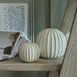 ARBOR Medium Decorative Ball - White