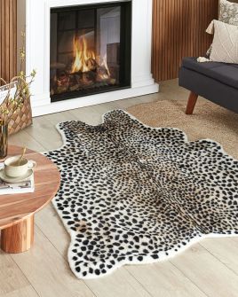 PRAVENTO Faux Fur Rug- Beige, 130cm