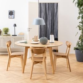 ROXEN Round Dining Table in Oak Included 4 Dining Chairs in Oak - 140cm