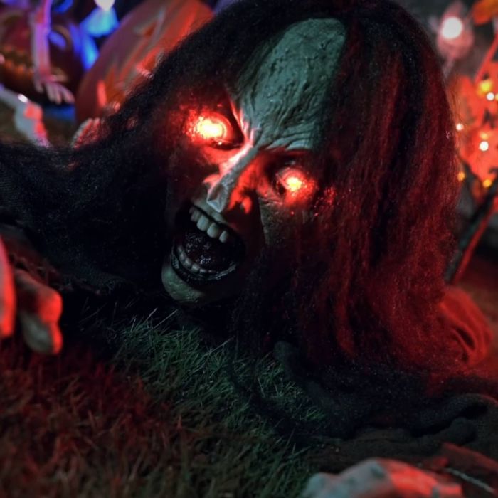 SPOOKA Halloween Crawling Zombie Decoration - Brown Creepy Halloween Prop 51 x 130 x 24 cm