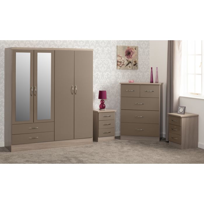 NEWBIGGIN 4 Door Wardrobe Set 4 Piece - Light Oak and Beige