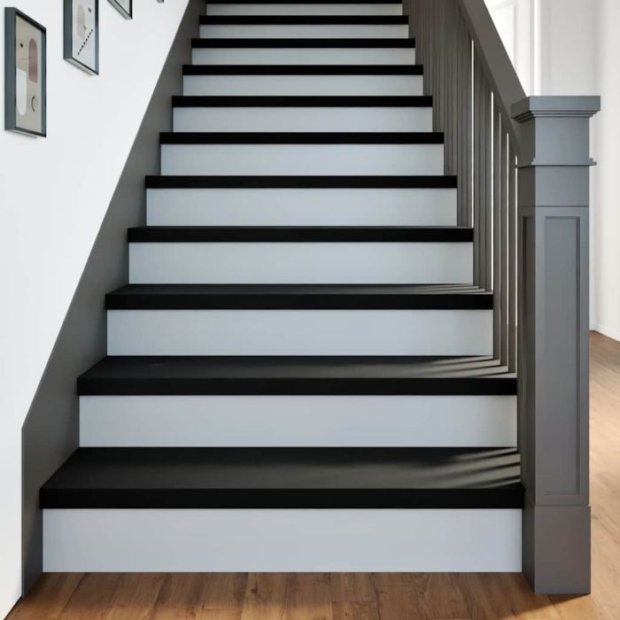 Stair Treads 8 pcs Dark Brown 90x25x2 cm Solid Wood Oak
