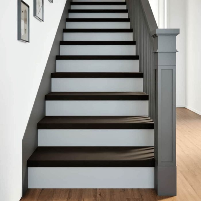 Stair Treads 12 Pieces Dark Brown 80x25x2 cm Solid Wood Oak