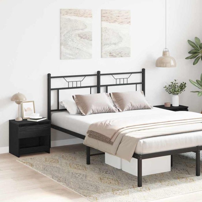 Nightstands 2 pcs Black Oak 40x30x39 cm Made from Engineered Wood