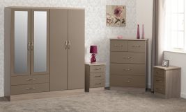 Wardrobe Set - NEWBIGGIN 4 Door Bedroom Set Oyster Gloss Light Oak Effect Veneer 154cm