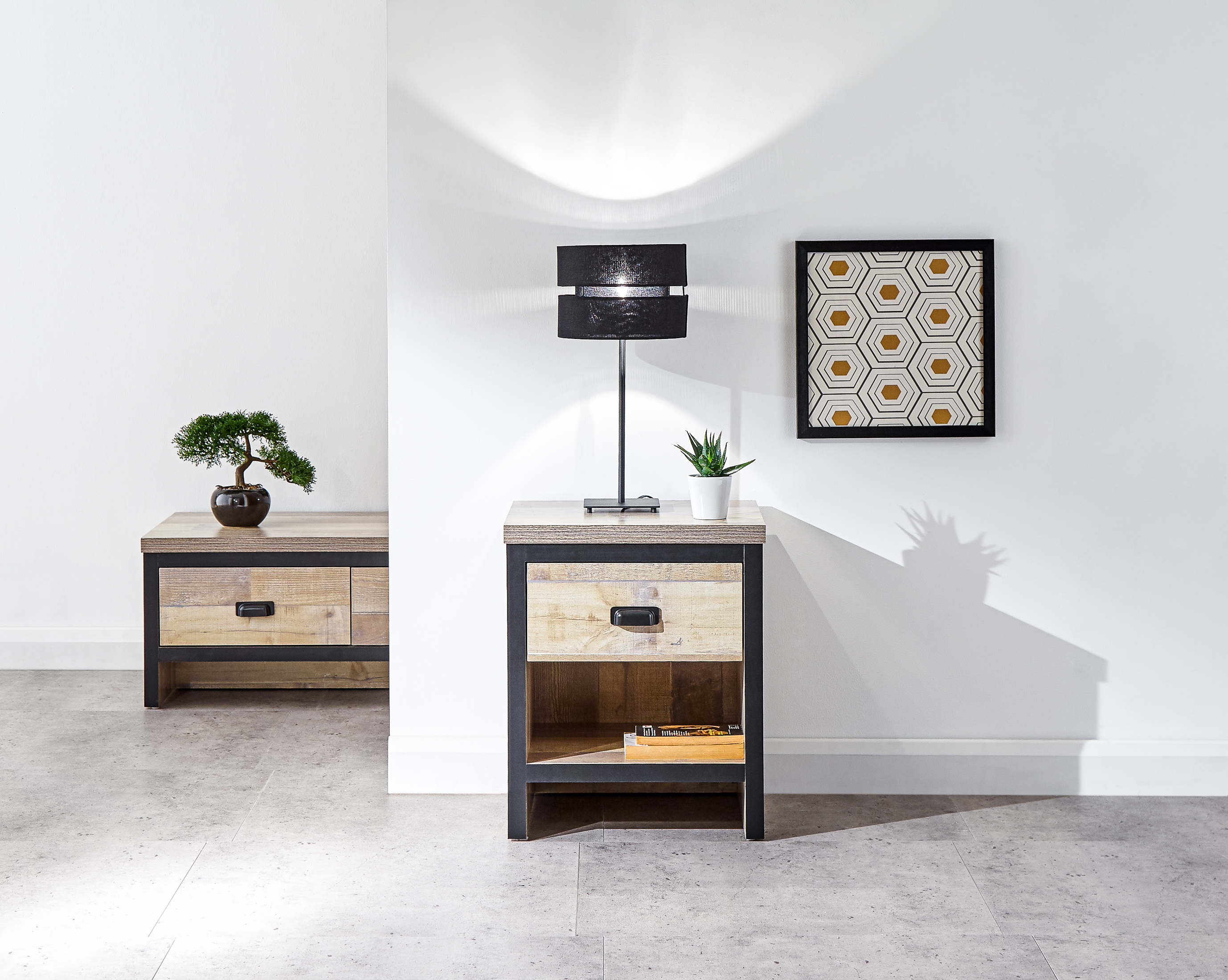 BELONA Lamp Table Oak
