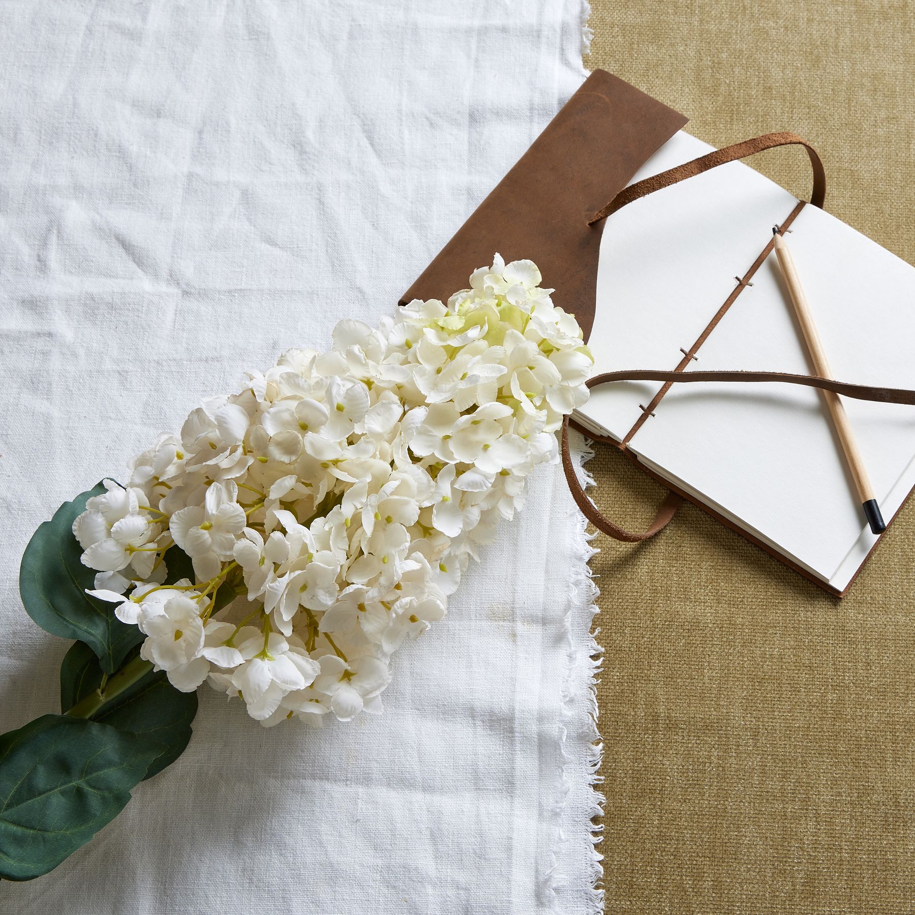 Spear Hydrangea - White