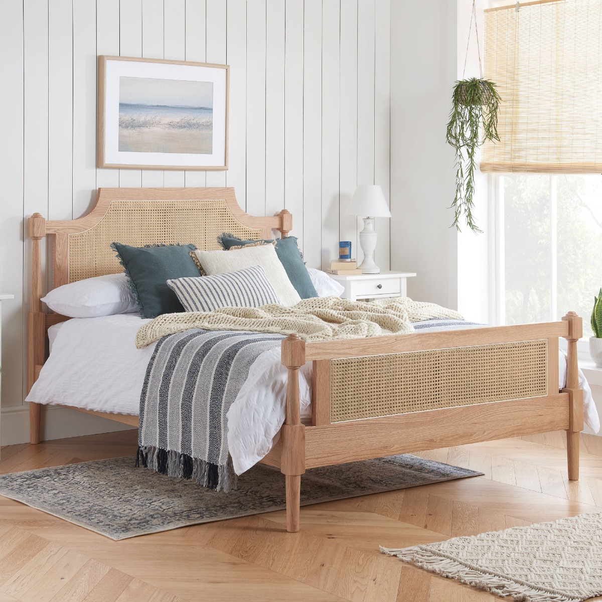 Jannik Rattan Design 5ft Kingsize Wooden Bed - Oak
