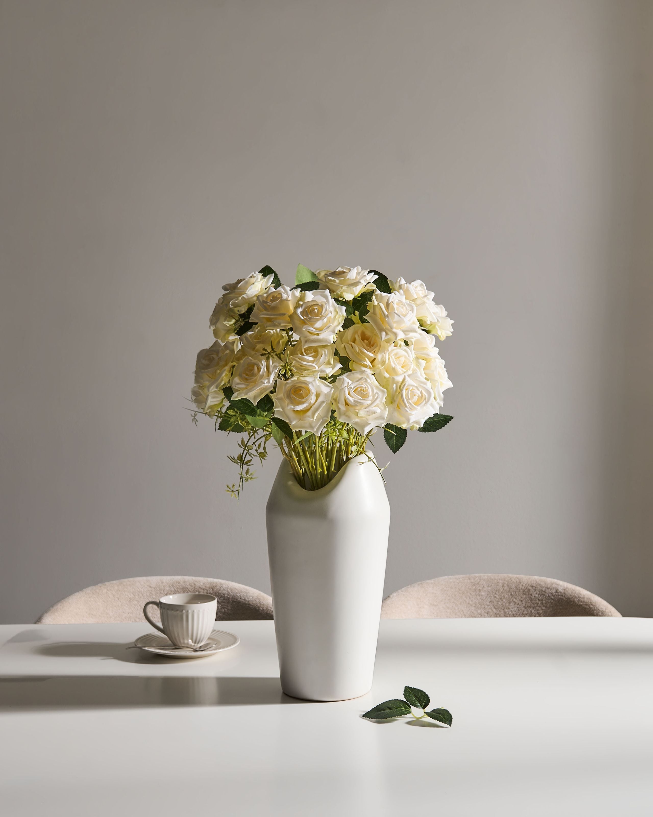 BEVILO Artificial FLora Bouquet - White