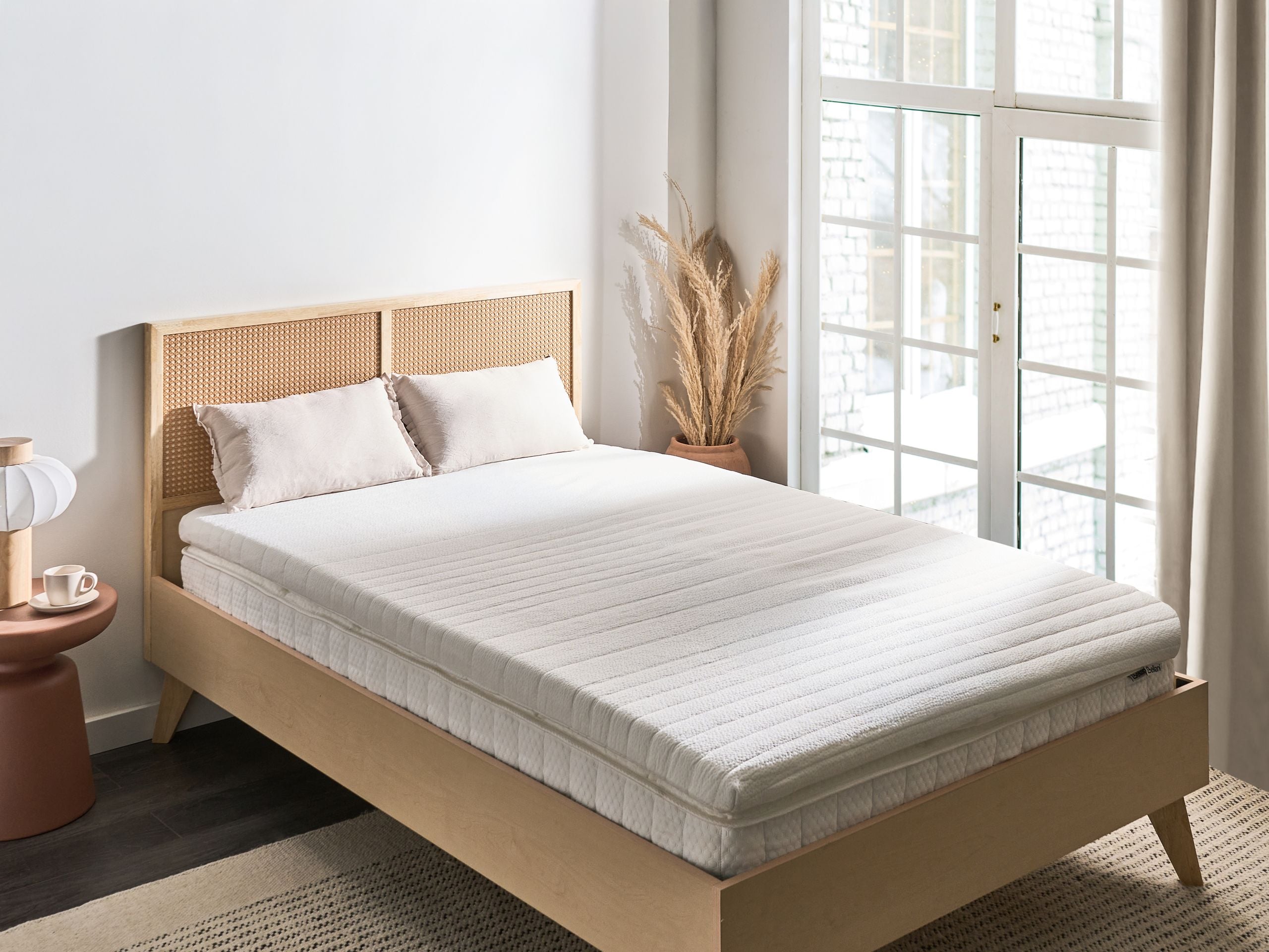 LAZZED Memory Foam Mattress Topper EU Small Double - White