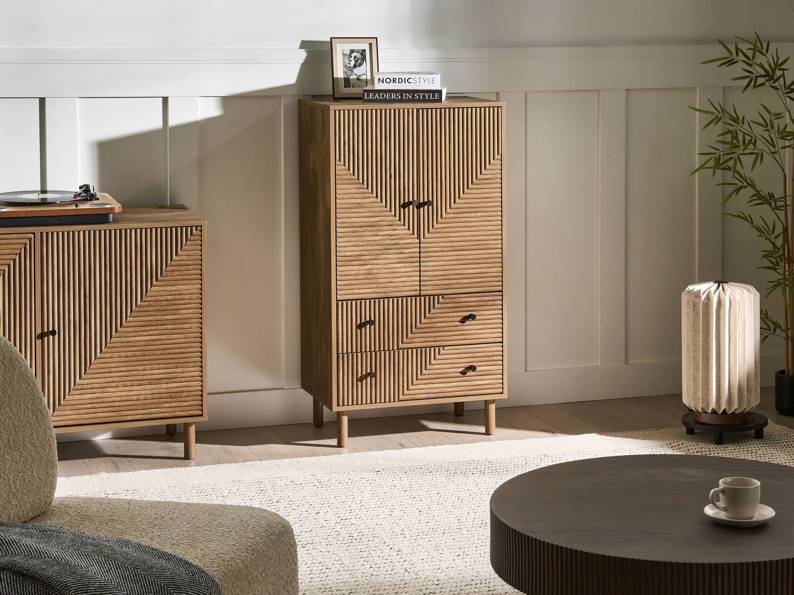 BONERO Cabinet Display Cabinet - Light Brown