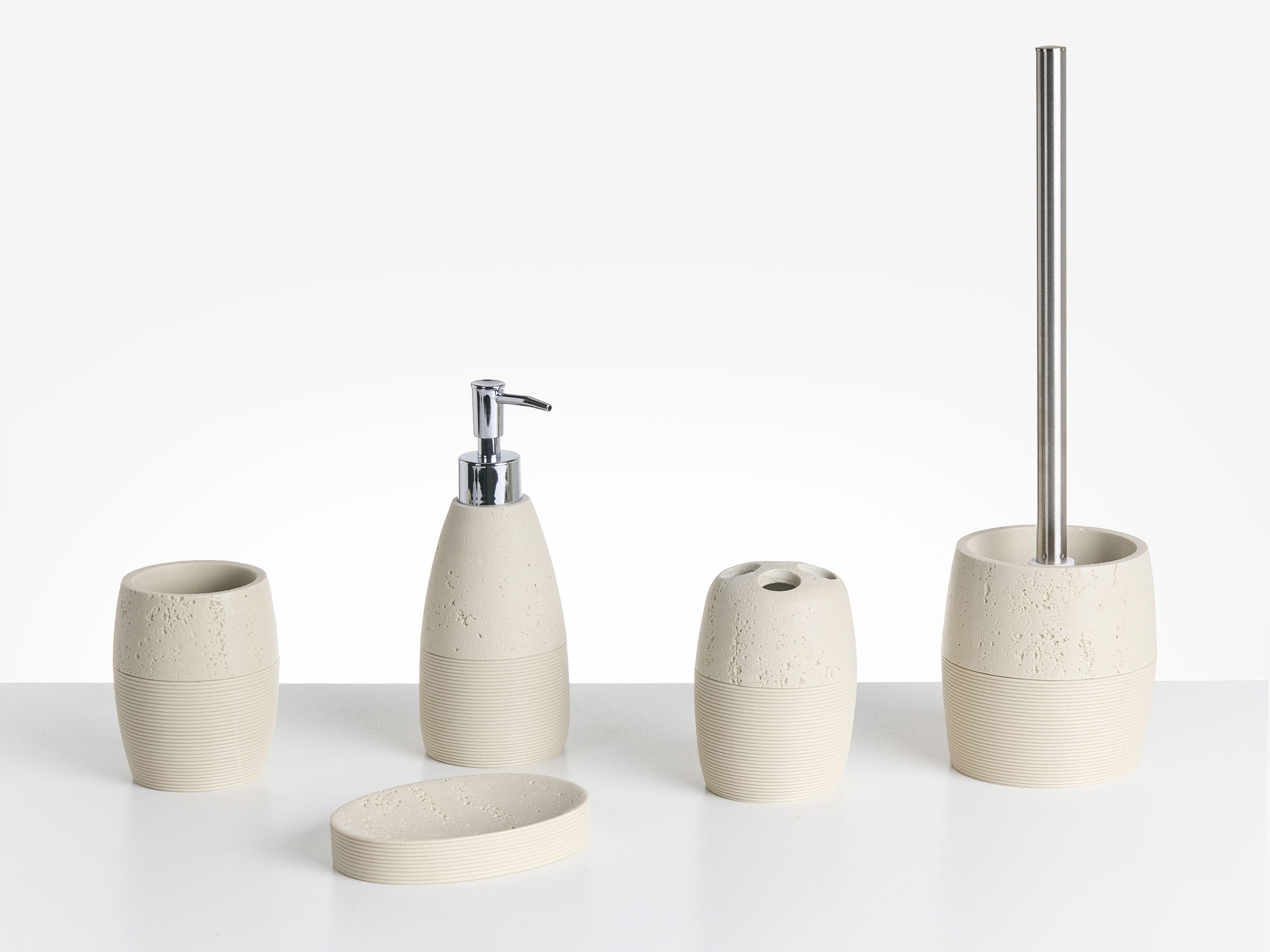 WOODLEIGHON 5-Piece Bathroom Accessories Set - Beige
