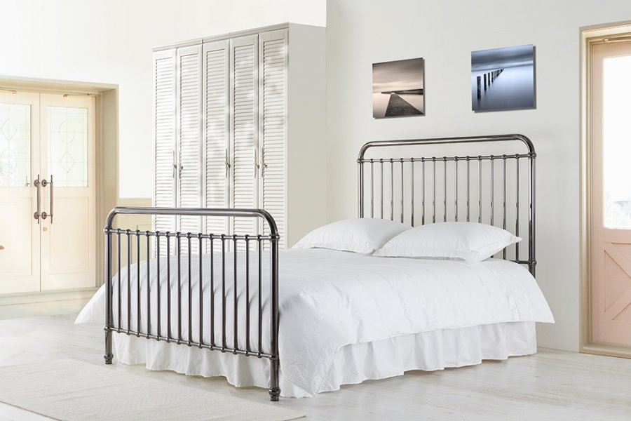 Double Bed - ROSWYN 4ft6 Metal Bed Black Chrome