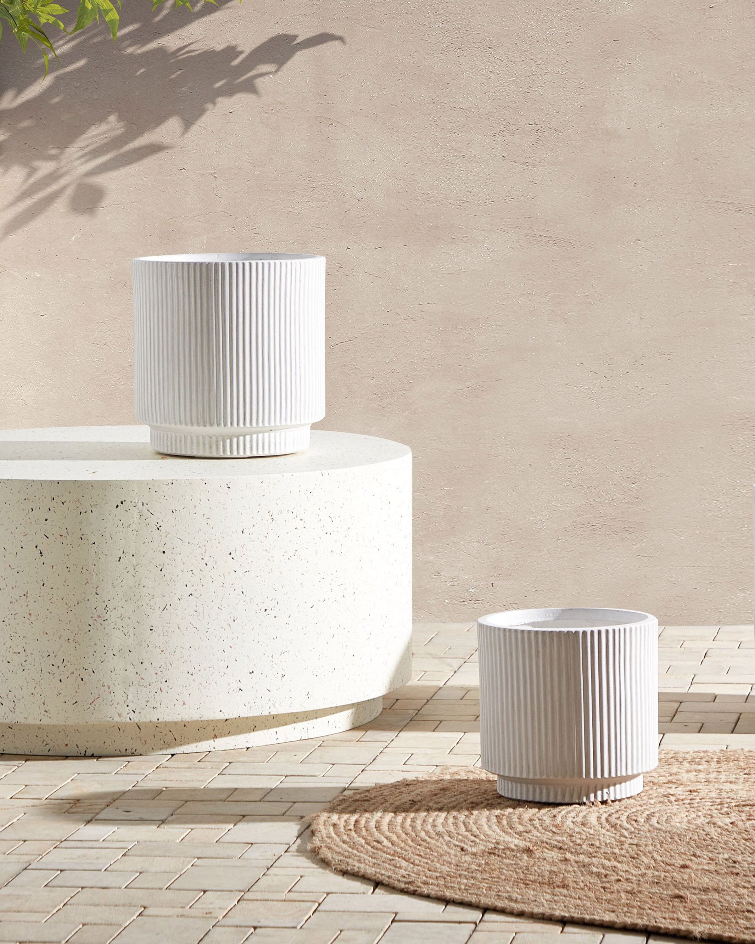 Plant Pot 24cm Off - White